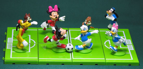 ディズニーキャラクターサッカーフィギュア