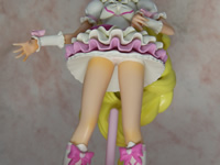キュアリズム ローアングル１